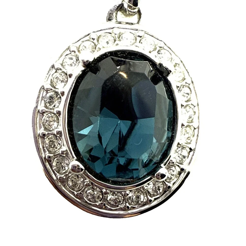 Annaleece by Devries Swarovski Crystal Pendant Necklace Blue Clear Silver Tone
